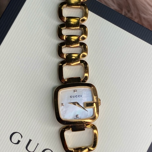 1️⃣0️⃣0️⃣0️⃣ Gucci G-Gold-Tone Diamond Watch🛍🎁 - Picture 4 of 11